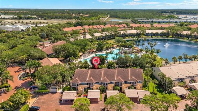 2202 Hidden Lake DR # 104, Naples, FL 34112