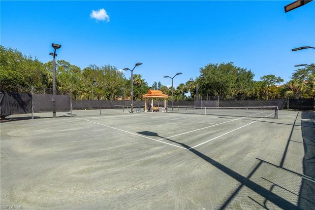 2202 Hidden Lake DR # 104, Naples, FL 34112