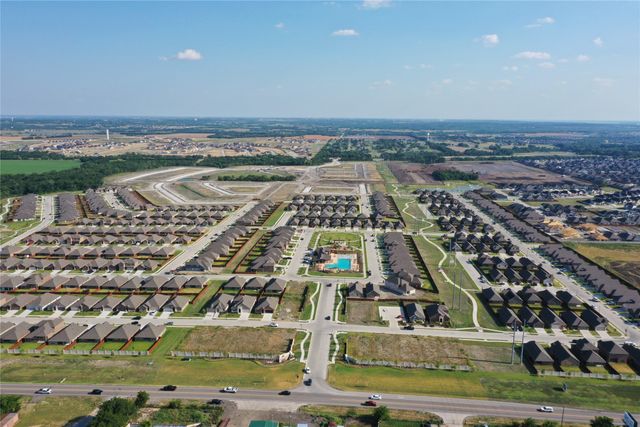 755 Hidden Feather Drive, Lavon, TX 75166