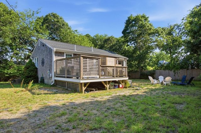 15 Commercial Street, Yarmouth, MA 02664