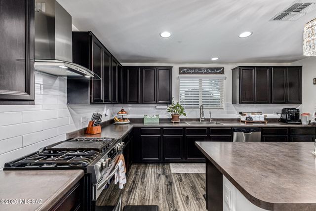 853 W Placita Pozanco, Green Valley, AZ 85614