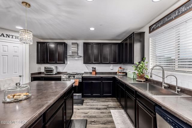 853 W Placita Pozanco, Green Valley, AZ 85614