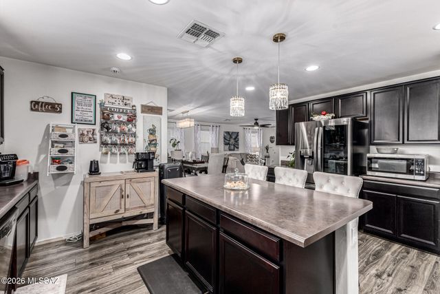 853 W Placita Pozanco, Green Valley, AZ 85614