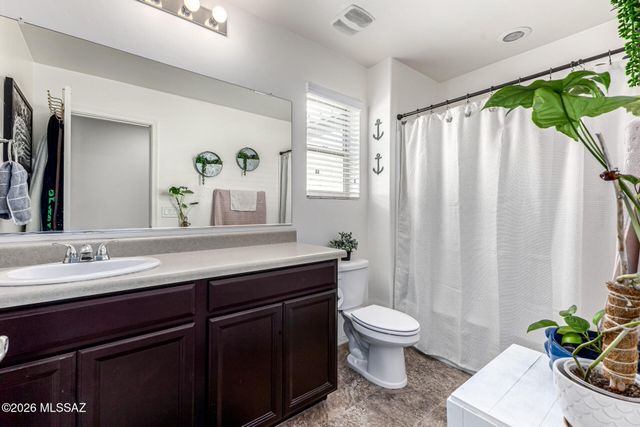 853 W Placita Pozanco, Green Valley, AZ 85614