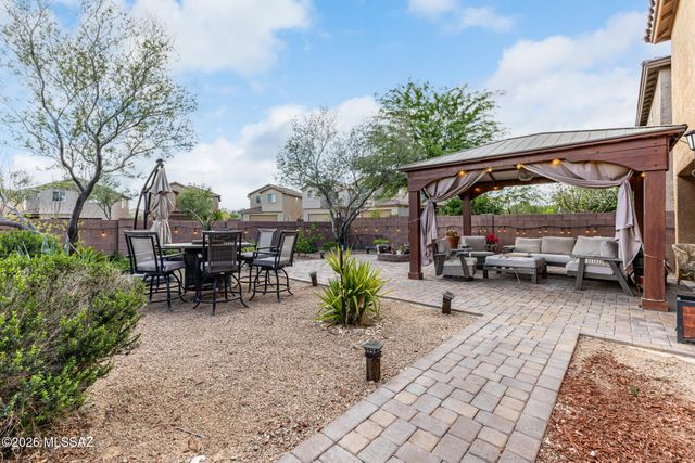 853 W Placita Pozanco, Green Valley, AZ 85614