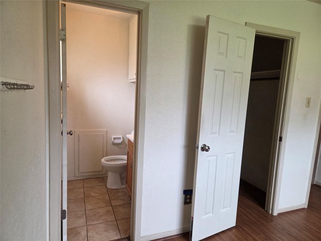 14423 Waterloo Drive, Houston, TX 77045