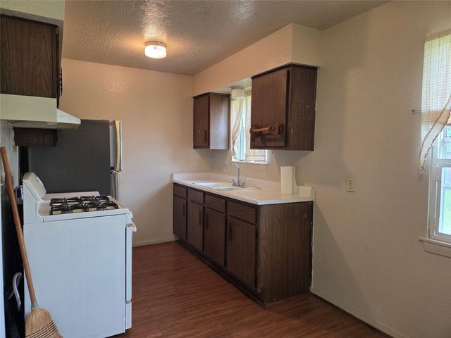 14423 Waterloo Drive, Houston, TX 77045