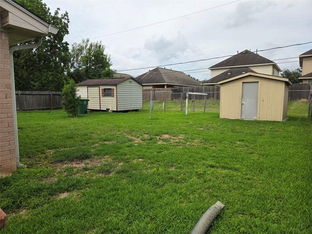 14423 Waterloo Drive, Houston, TX 77045