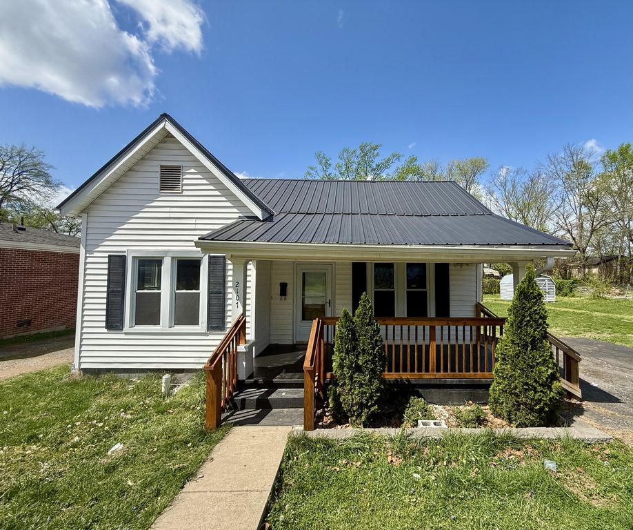 2107 Woodland St, Springfield, TN 37172