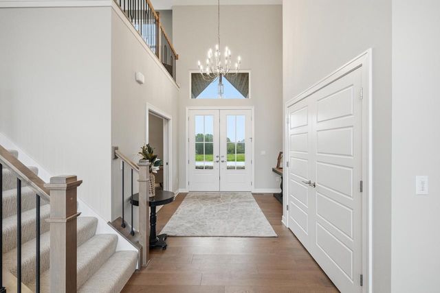 N65W38082 Woodlake DRIVE, Oconomowoc, WI 53066