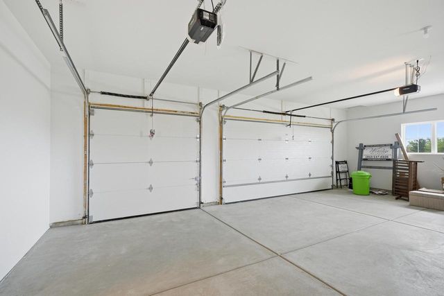 N65W38082 Woodlake DRIVE, Oconomowoc, WI 53066