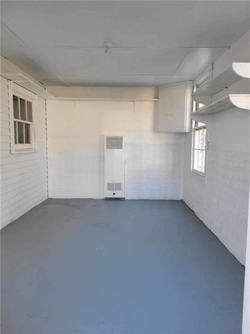 309 E Hoffman Ave, Kingsville, TX 78363