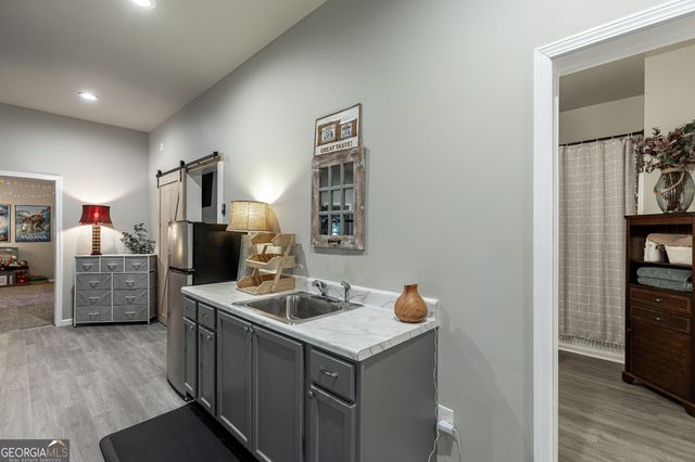 6567 Teal Trail Drive, Flowery Branch, GA 30542