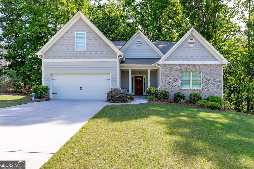 6567 Teal Trail Drive, Flowery Branch, GA 30542