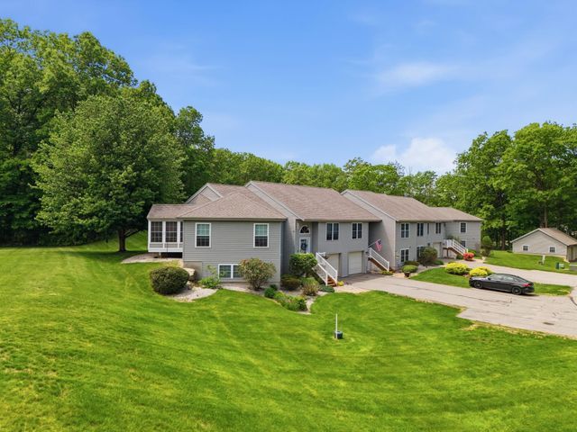 33 Centerview Road, Atkinson, NH 03811