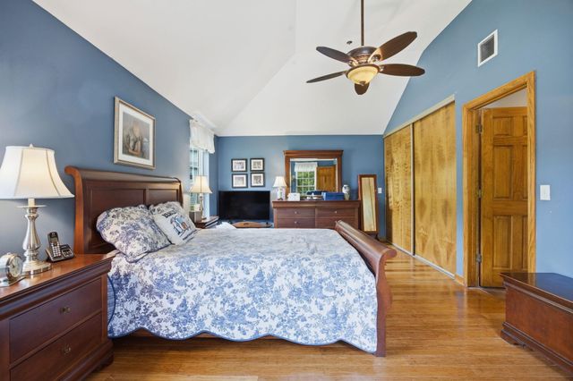 33 Centerview Road, Atkinson, NH 03811