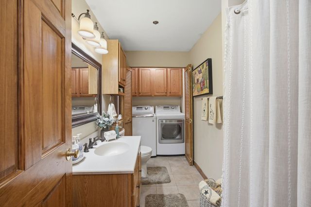 33 Centerview Road, Atkinson, NH 03811
