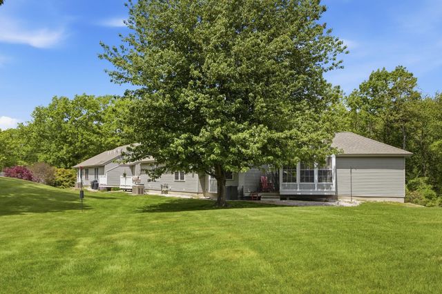33 Centerview Road, Atkinson, NH 03811
