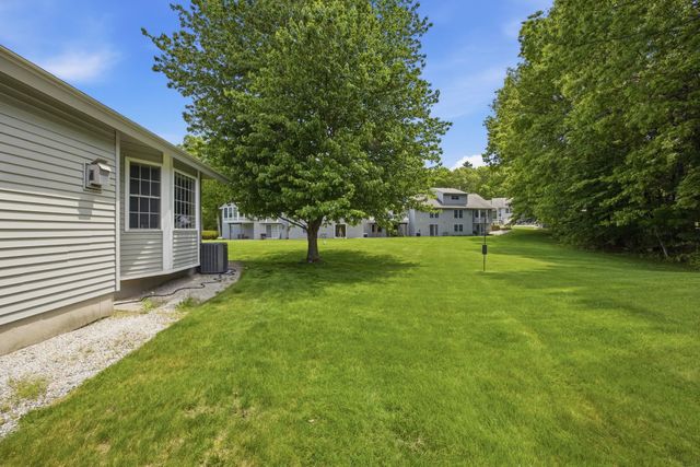 33 Centerview Road, Atkinson, NH 03811