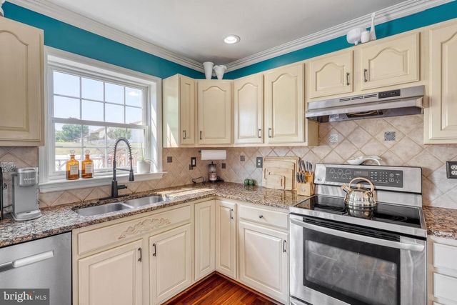 3926 SHEPPARD DR, Dover, PA 17315