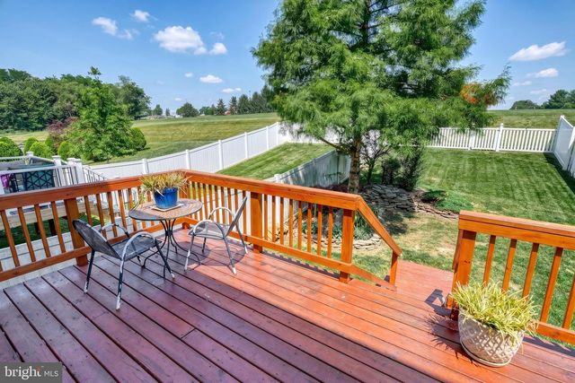 3926 SHEPPARD DR, Dover, PA 17315