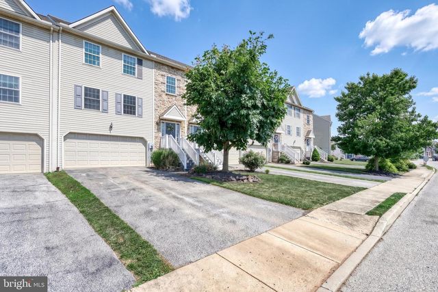 3926 SHEPPARD DR, Dover, PA 17315