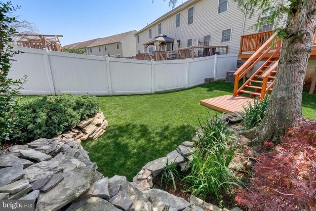 3926 SHEPPARD DR, Dover, PA 17315