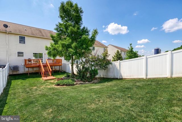 3926 SHEPPARD DR, Dover, PA 17315