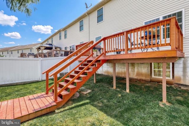 3926 SHEPPARD DR, Dover, PA 17315