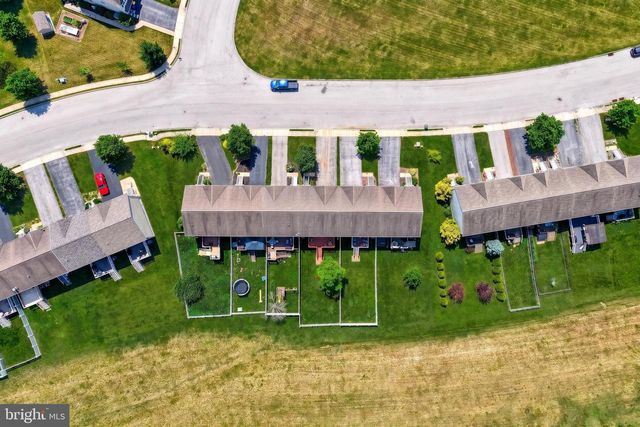 3926 SHEPPARD DR, Dover, PA 17315