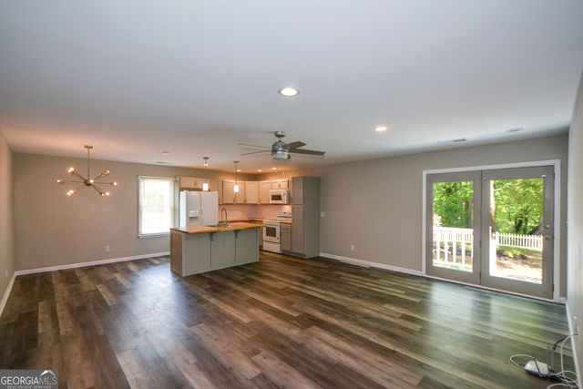 3426 Clarks Bridge Road, Gainesville, GA 30506