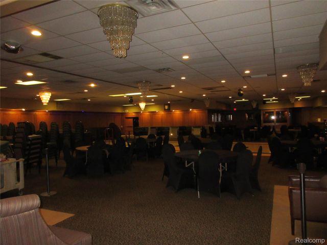 24611 Gratiot Avenue, Eastpointe, MI 48021