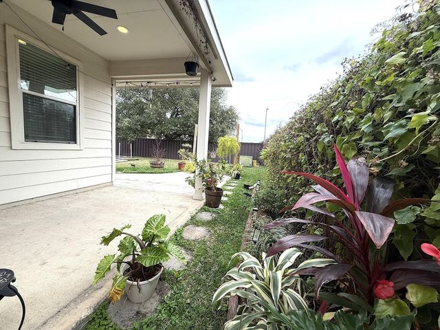 14322 Heath Falls Lane, Cypress, TX 77429