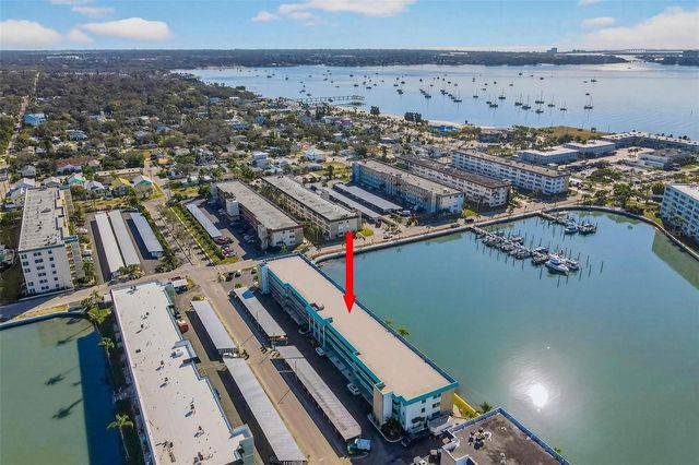 5940 30TH AVENUE S 203, Gulfport, FL 33707