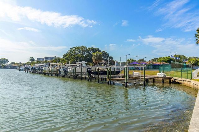 5940 30TH AVENUE S 203, Gulfport, FL 33707