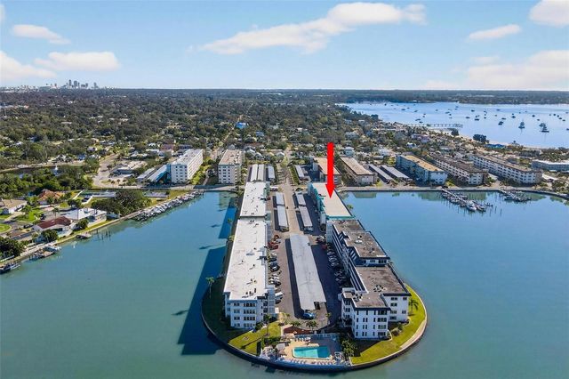 5940 30TH AVENUE S 203, Gulfport, FL 33707