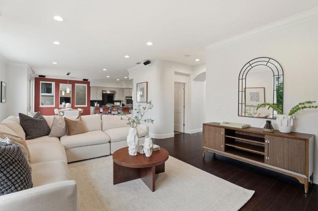 868 Skyridge Drive, Pacifica, CA 94044