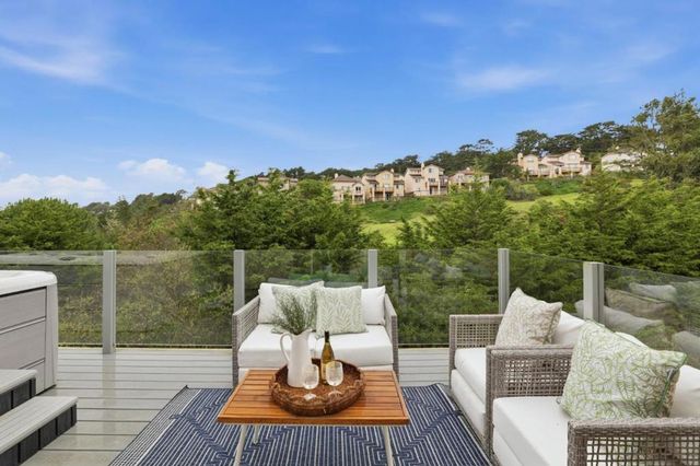 868 Skyridge Drive, Pacifica, CA 94044