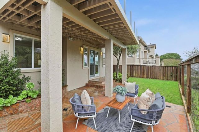 868 Skyridge Drive, Pacifica, CA 94044