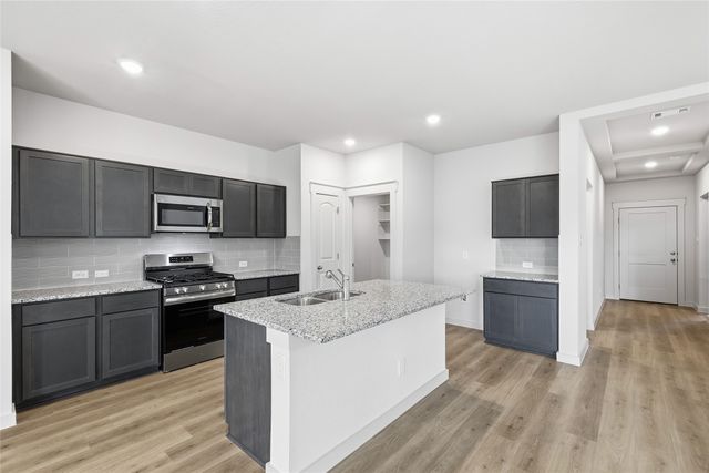 127 John Laurens Drive, Venus, TX 76084