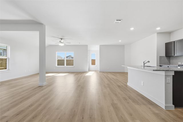 127 John Laurens Drive, Venus, TX 76084