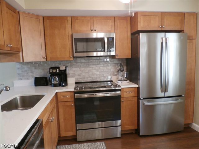 11140 Caravel CIR 107, Fort Myers, FL 33908