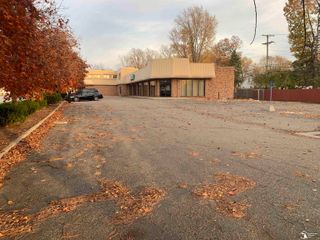 24409 Eureka Road, Taylor, MI 48180