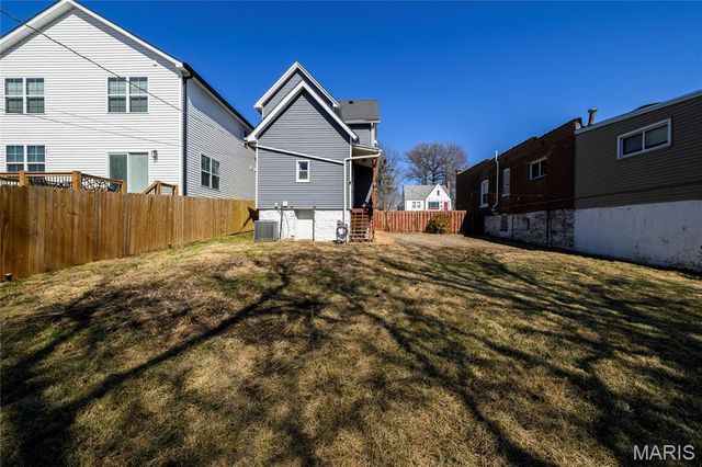 5612 Arthur Avenue, St Louis, MO 63139