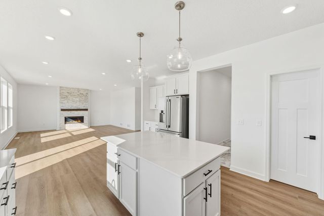 680 Sierra Parkway, Waconia, MN 55387