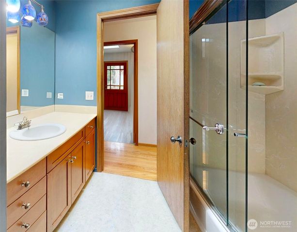 18415 60th Place NE, Kenmore, WA 98028