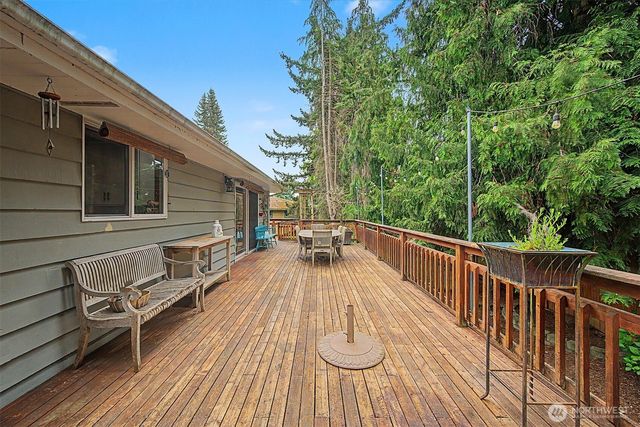 18415 60th Place NE, Kenmore, WA 98028
