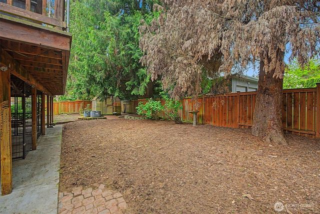 18415 60th Place NE, Kenmore, WA 98028