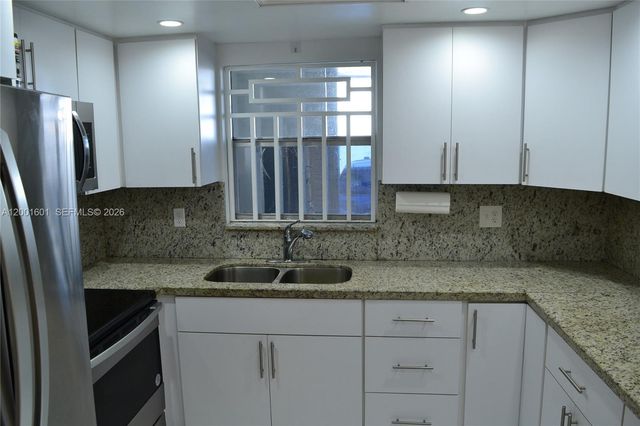 220 NW 87th Ave K110, Miami, FL 33172