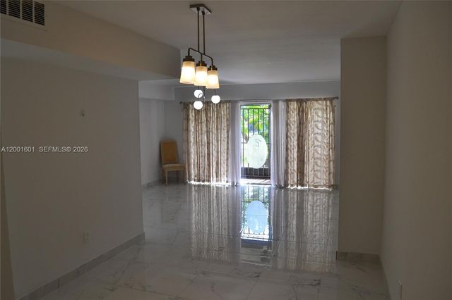 220 NW 87th Ave K110, Miami, FL 33172